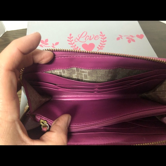 Cole Haan pink Patton Full zip wallet - Picture 9 of 15